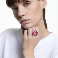 Swarovski Millenia Cocktail Ring Trilliant Cut, Pink, Rhodium Plated
